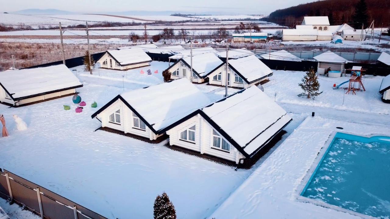 Canada Berehove  Esterno foto